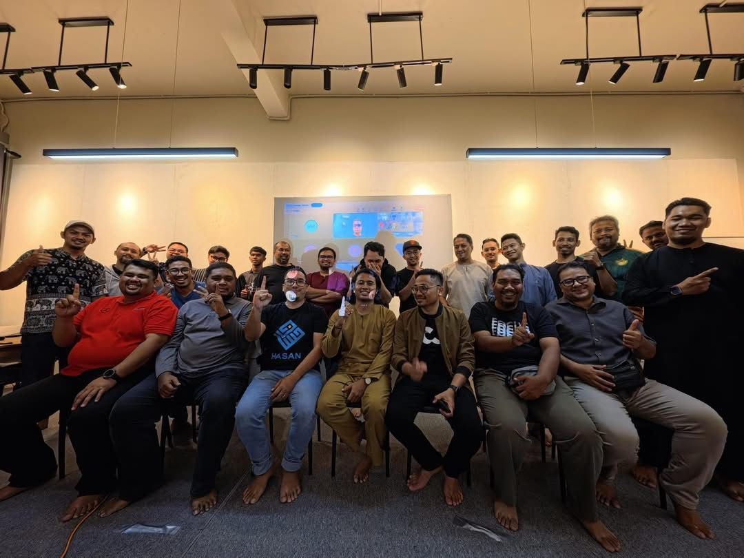 Aktiviti dalam kelas latihan AI
